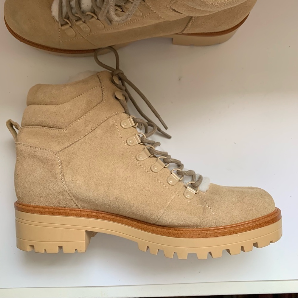 MARC FISHER Mallie Lace Up Hiker‎ Boots Beige Sz 8.5M - Picture 5 of 10